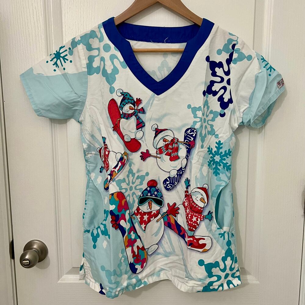 Uniform Advantage UA Scrubs | Christmas Snowman Pocket Top | Blue | Small